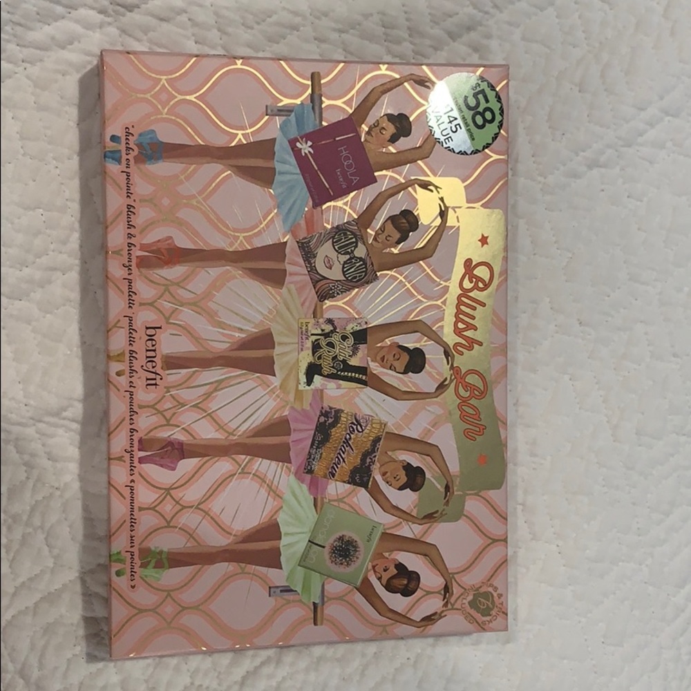 Benefit Blush Bar